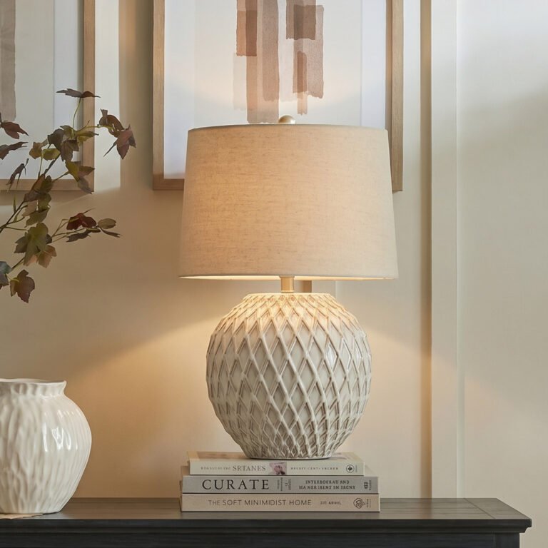 lattice ceramic table lamp