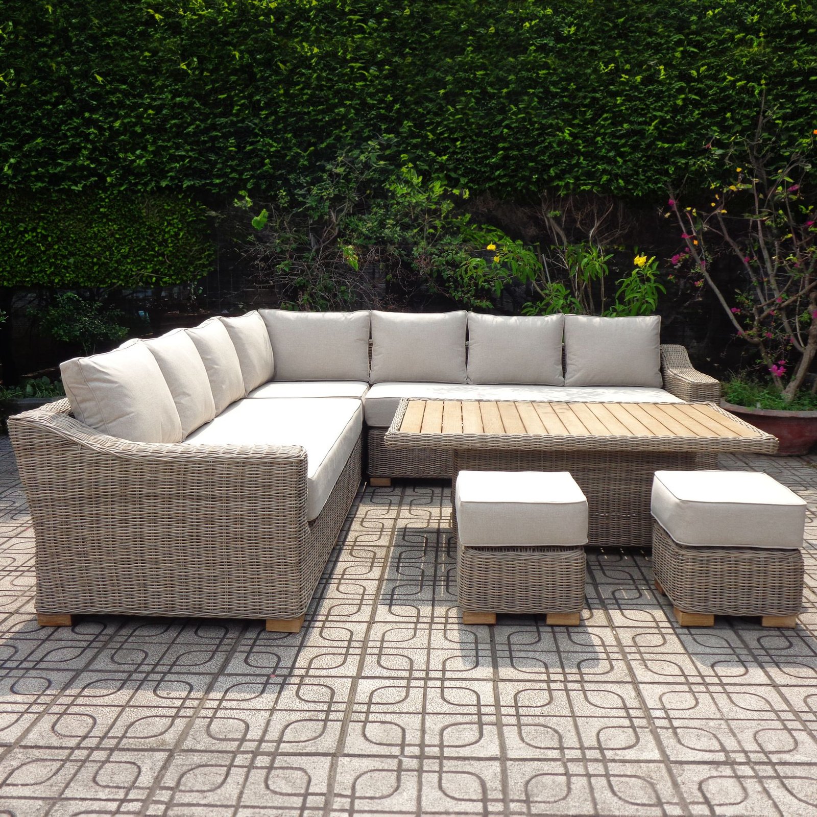 Salcombe Outdoor Large Corner Set With Riser Table + 2 Stools - Image 2