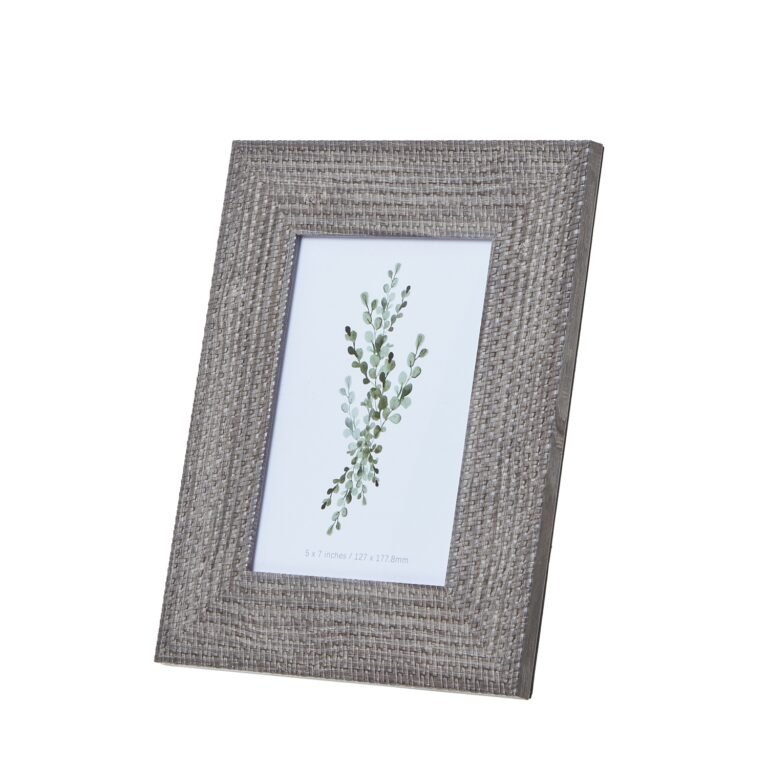 woven wooden photo frame